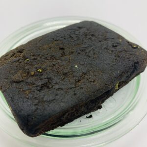 MAROCCO, un hash de première qualité. Mou à 20 degrés il colle un peu au doigt. En vente chez OhSoGreen à Niederbronn les Bains.